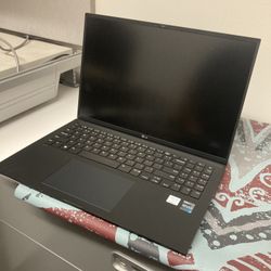 LG Gram 16 Laptop 12th Gen