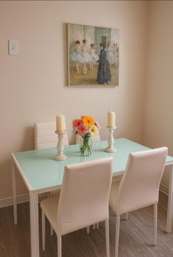 Juego de comedor blanco