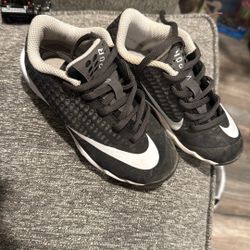Boys Nike Cleats Size 11C