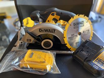 DEWALT 20-Volt MAX Lithium-Ion Cordless 6-1/2 in. Circular Saw w/ Battery 2.0 & Charger