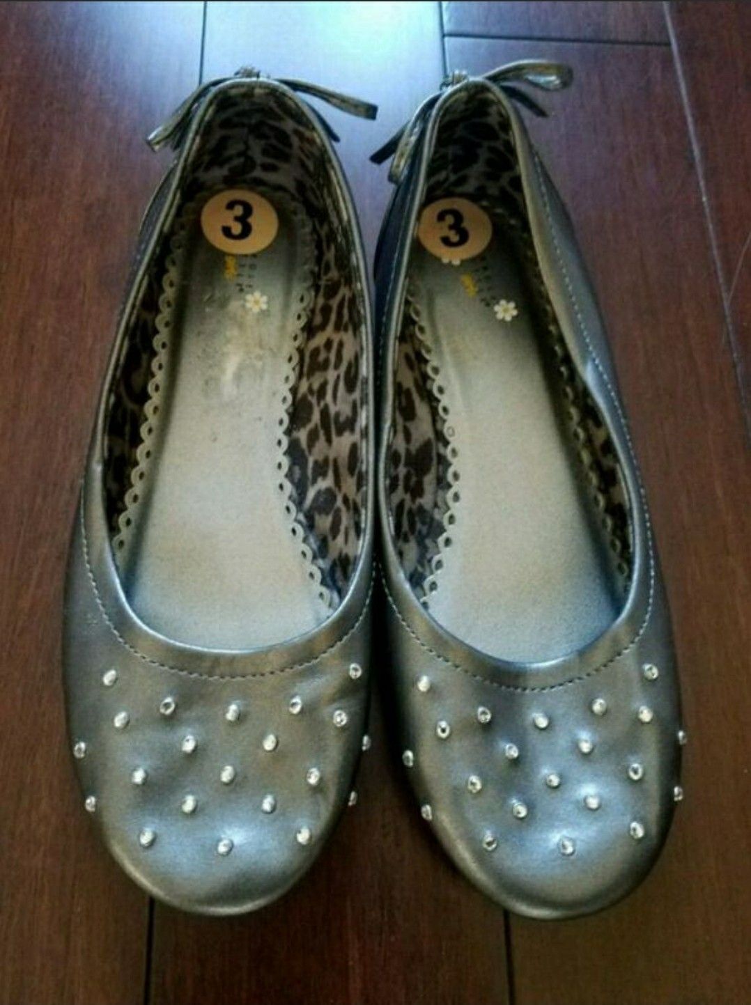 Girls size 3 Silver/Gray Shoes - New