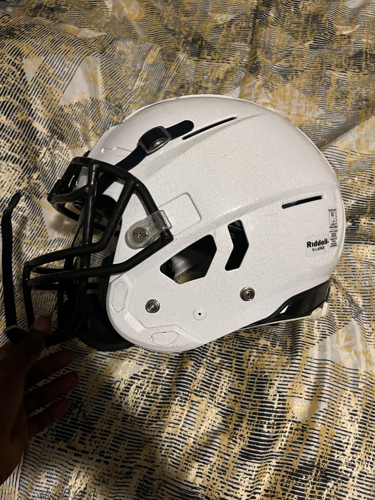 F7