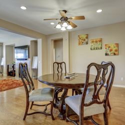 Table And 4 Chairs With Leaf 
