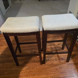 Luxury Set (2) Stools 