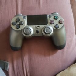 PS 4 Controller