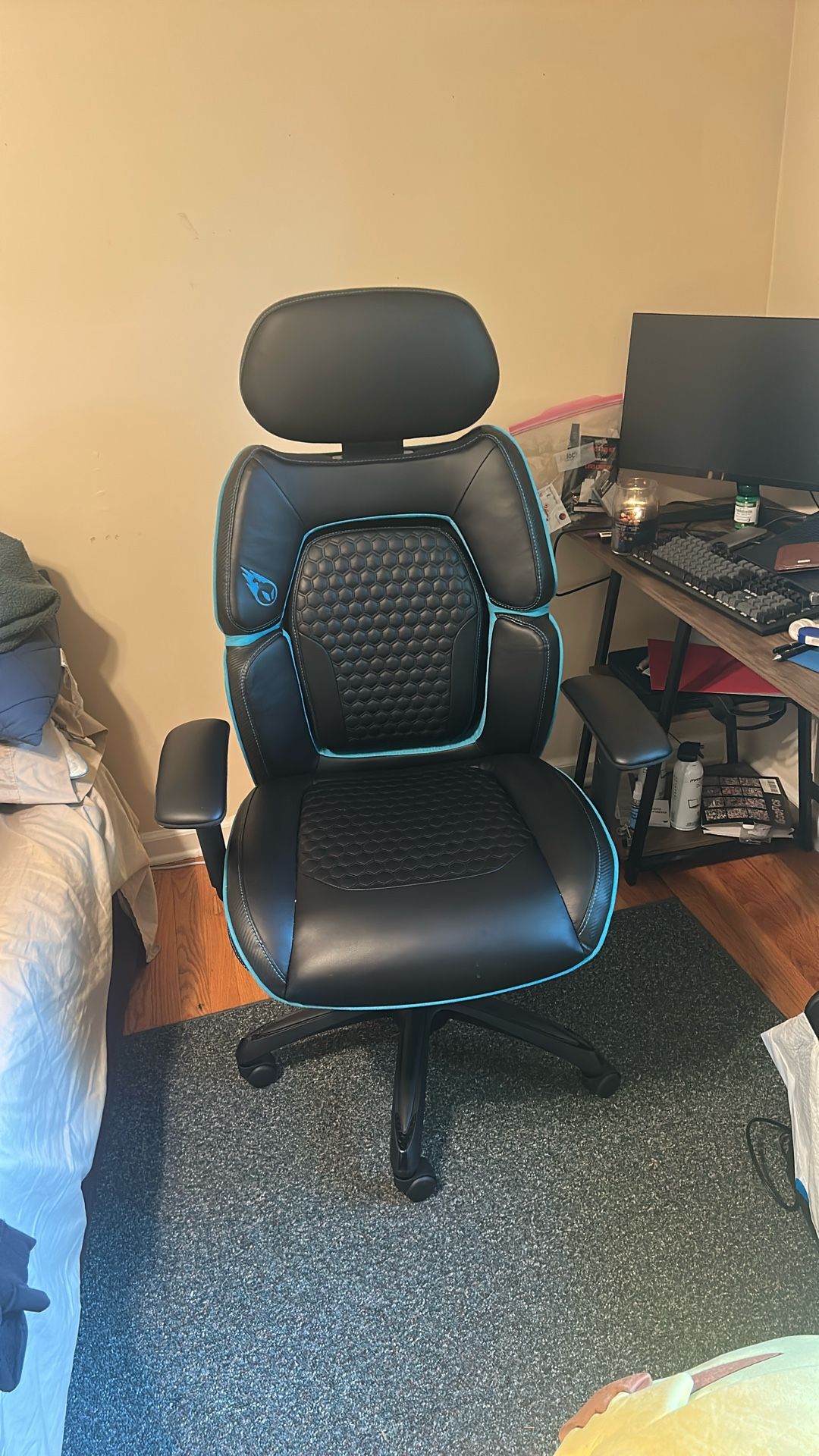 DPS Centurion Gaming Chair with Adjustable Headrest