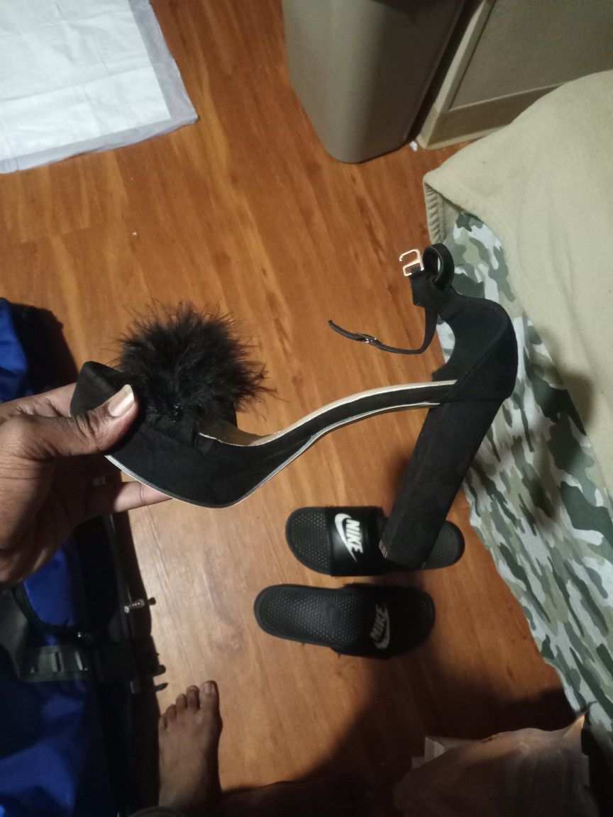 Brand New Black Heels With Fur at the front of the shoes Size 10 and There from shein