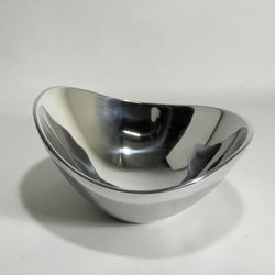 Nambe 569 Butterfly Serving Bowl - 4" H x 9" L x 7.5" W