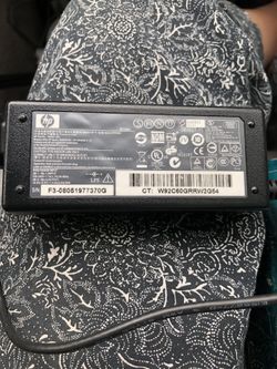Genuine HP Laptop Charger with the cord