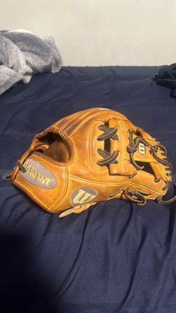 a2000 infield glove