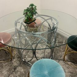 Modern Glass Dining Table Set – 4 Velvet Stools + FREE Rug