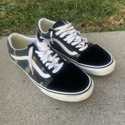 Size 12 Classic Vans - Camo/black/white