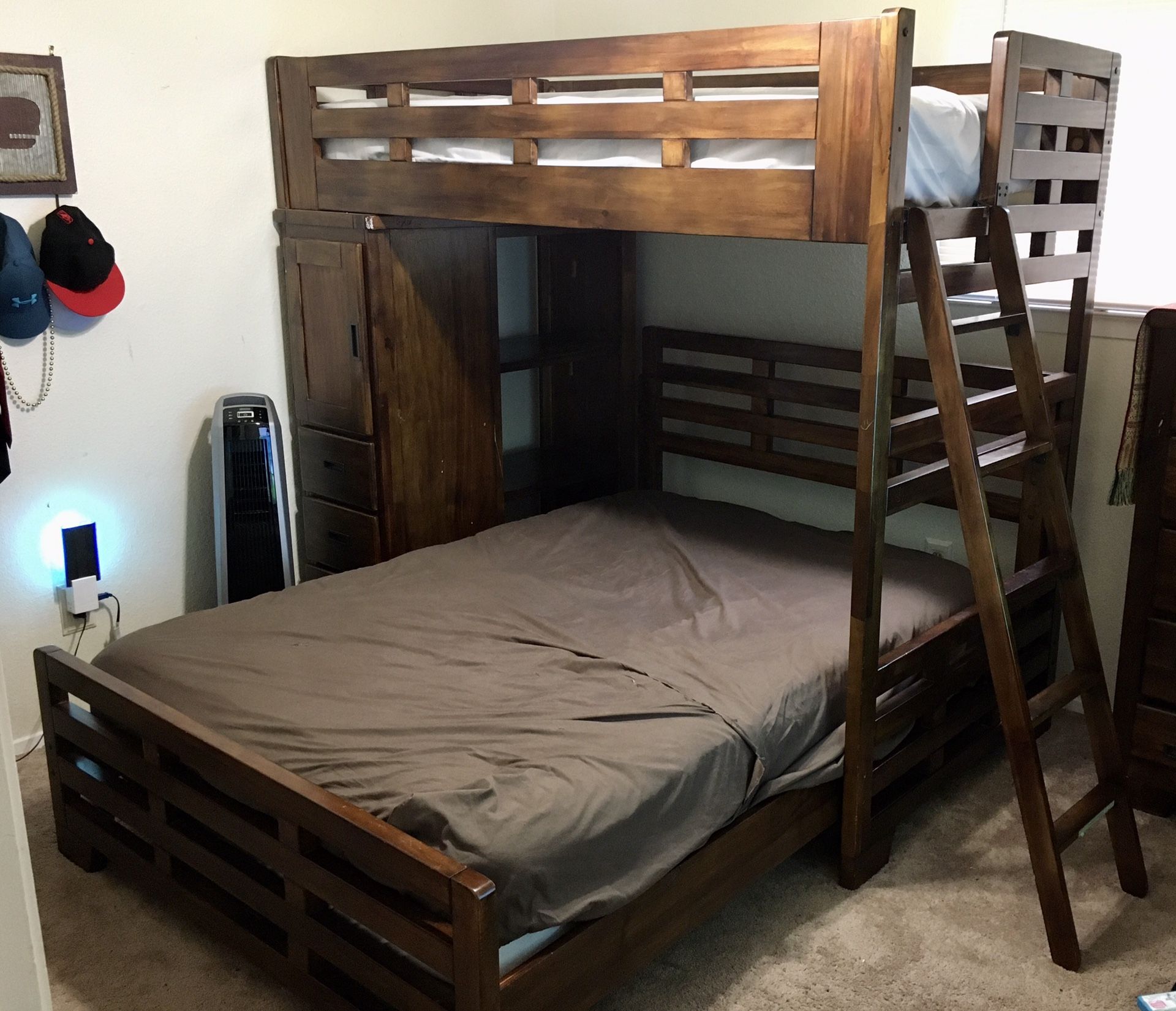 Twin over Full L-Shape Bunk Bed with Drawers and Shelves