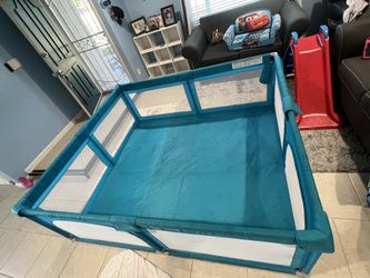 Extra large Baby Playpen