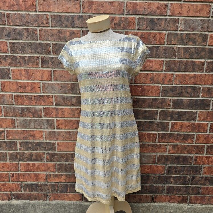 NWT White House Black Market Silver Gold Dress Size Medium Mini Shift