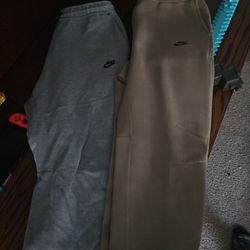 Nike tech pants