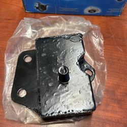 Engine Mount Ford/mercury
