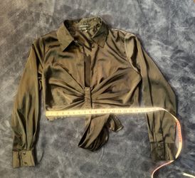 Hers and Mine Black Satin Twist-Front Button-Up Crop Shirt.  SIZE L