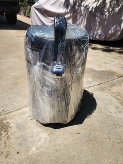 Beer dispenser