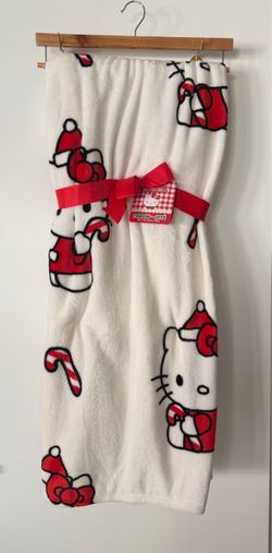 Hello Kitty Christmas Fleece Throw Blanket