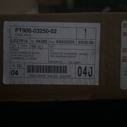 Tapetes Originales En Su Caja Para Toyota Camry Del 2020 En Adelante