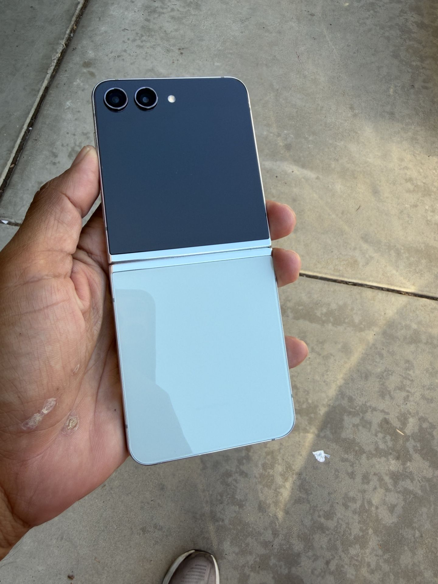 Samsung Galaxy Z Flip 5 256Gb Unlocked