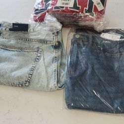 Gap Hoodie And Jeans 