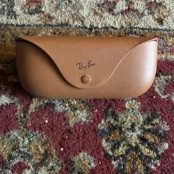 Rayban meta ( CASE & USB-C Charging Cord ) $50