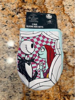Disney nightmare before Christmas Oven mits BA