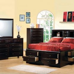 4 Piece Queen Bedroom Set 