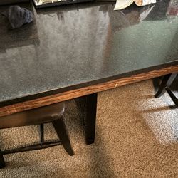 Granit Table 