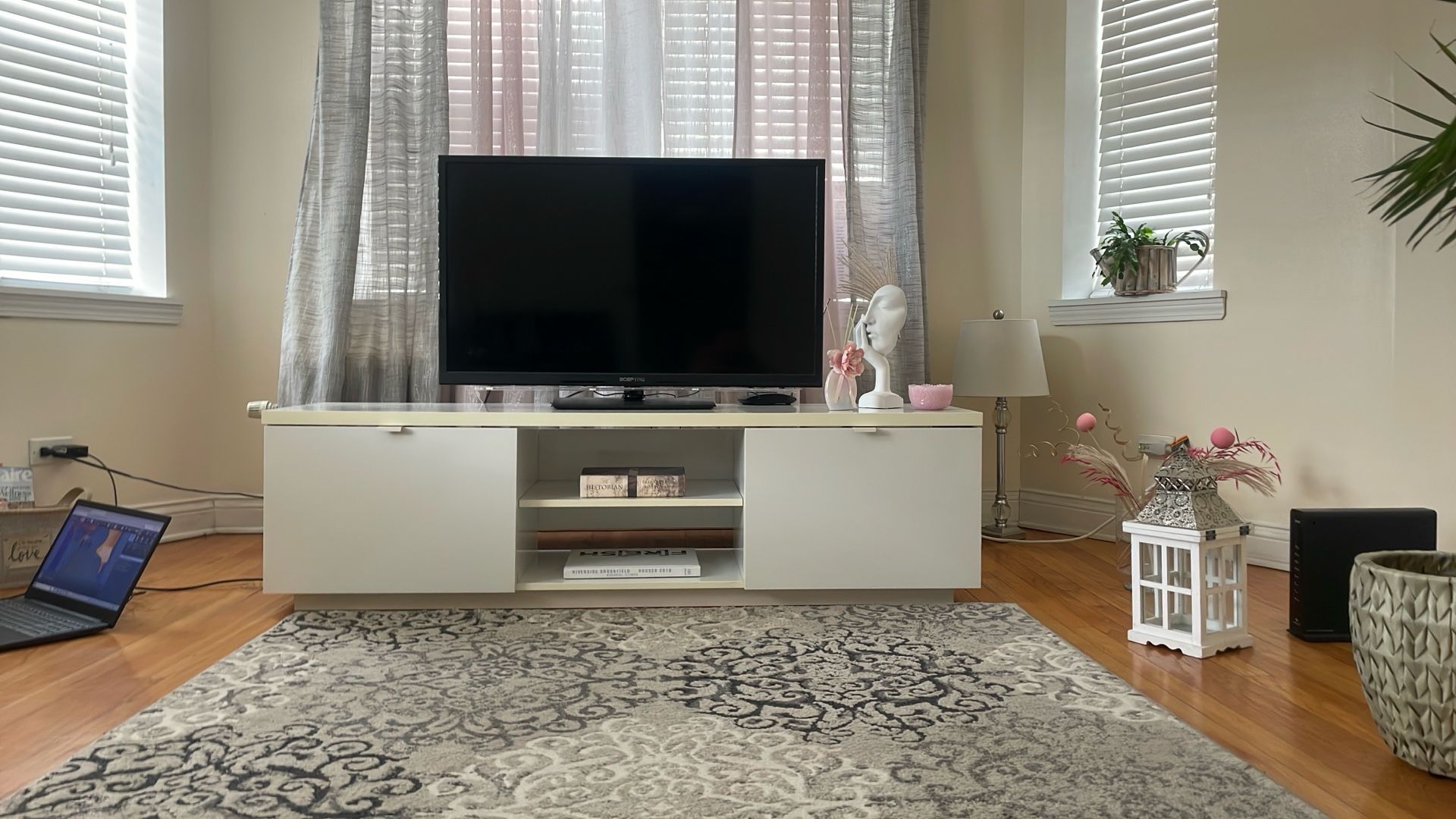Tv stand with drawers for sale.