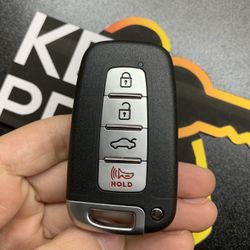 Hyundai Genesis key