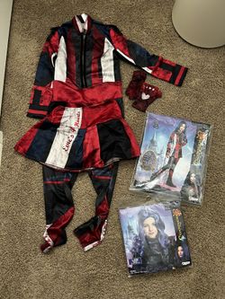 Descendants Costume Size M 7/8 & Wig 