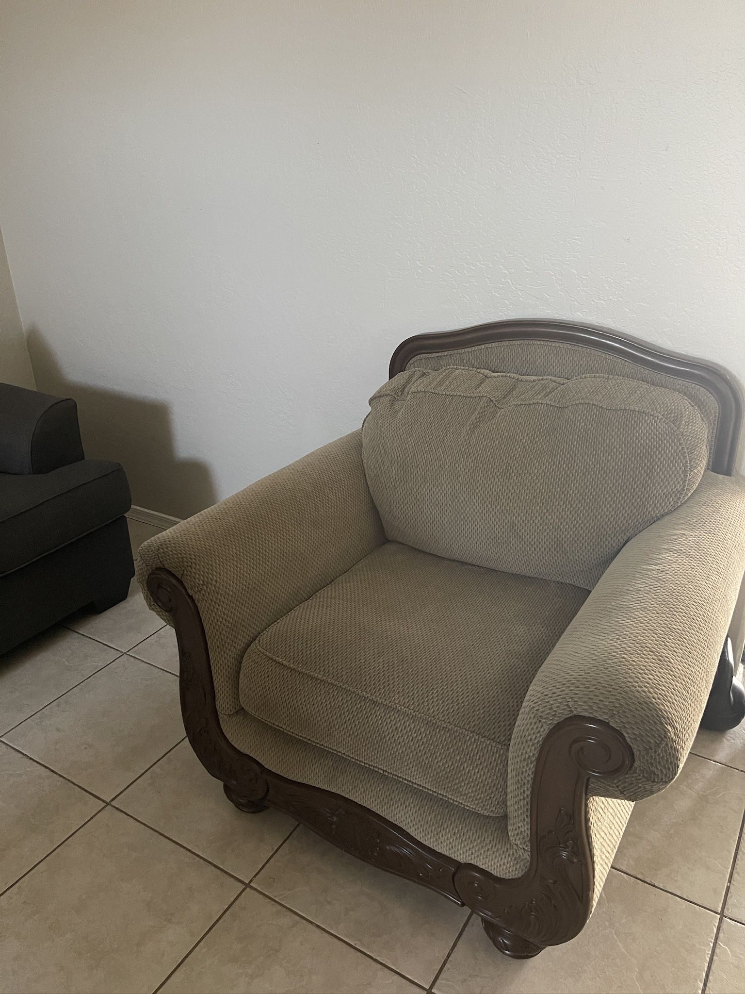 Free Sofa Chair