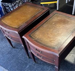 Vintage Hammary Wood End Tables – Set of 2 – Leather Tops & Casters