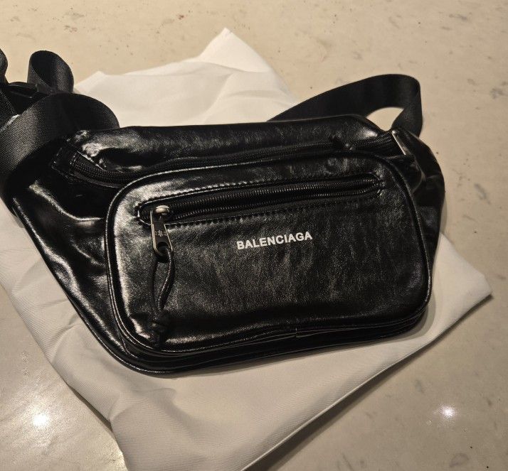 Balenciaga Explorer Belt Bag
