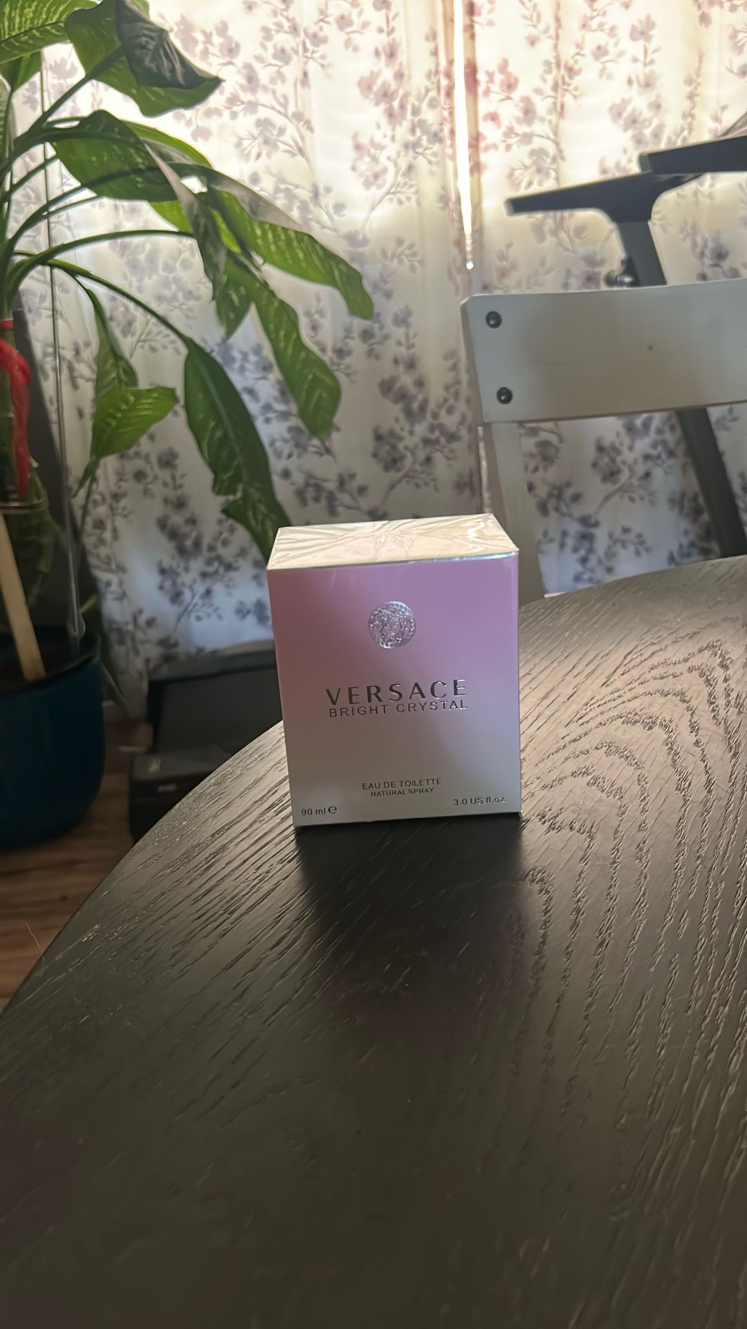 Eau De Toilette,natural Scent -Versace Bright Crystal. 