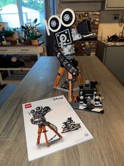 LEGO Walt Disney Tribute Camera *RETIRED