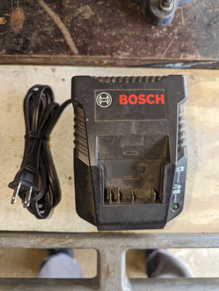 Bosch 18 Volt Charger