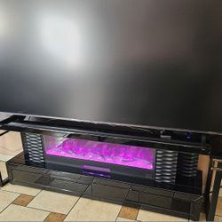 NEW LUXURY MIRRORED BLACK AND WHITE AVAILABLE FIREPLACE ELECTRIC HEATER TV STAND, MODERN MODEL,HAS SPEAKERS,BLUETOOTH, REMOTE CONTROL, PHONE CHARGER, 