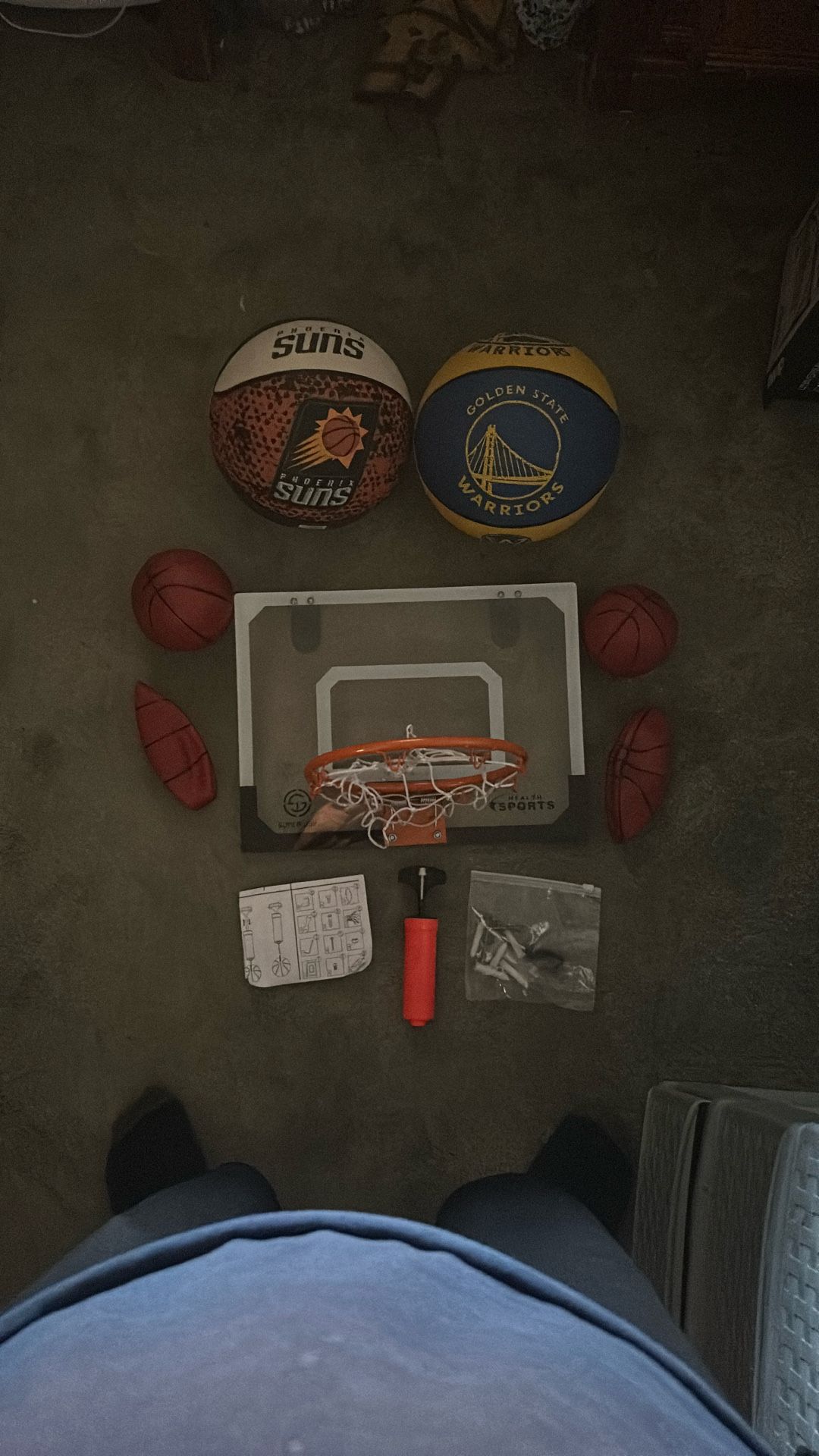 Mini Hoop Basket Balls And NBA Warriors Hat