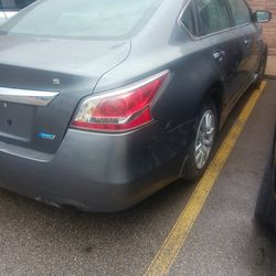 Part Only 2014 Nissan Altima 