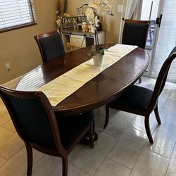 Dining table with 6 chairs