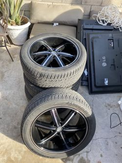 Rims and tires 22”