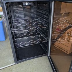 Magic Chef Wine Fridge