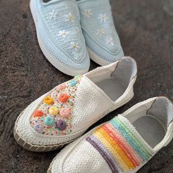 Giveh Shoes – Persian Handcrafted Breathable Footwear Flower Model
each pairs $30 or 2 pairs $50