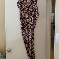 NEW XL Fierce Leopard Print Leggings – High Waisted & Stretchy - Firm Price - $17