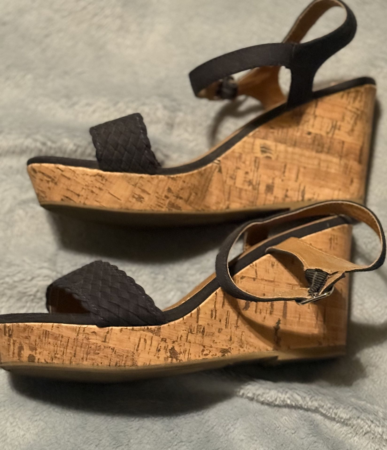 Size 9 Women’s Shoes