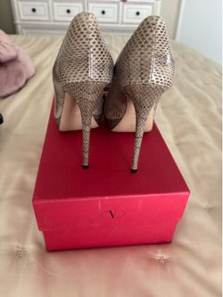 Valentino shoes color tan size 37